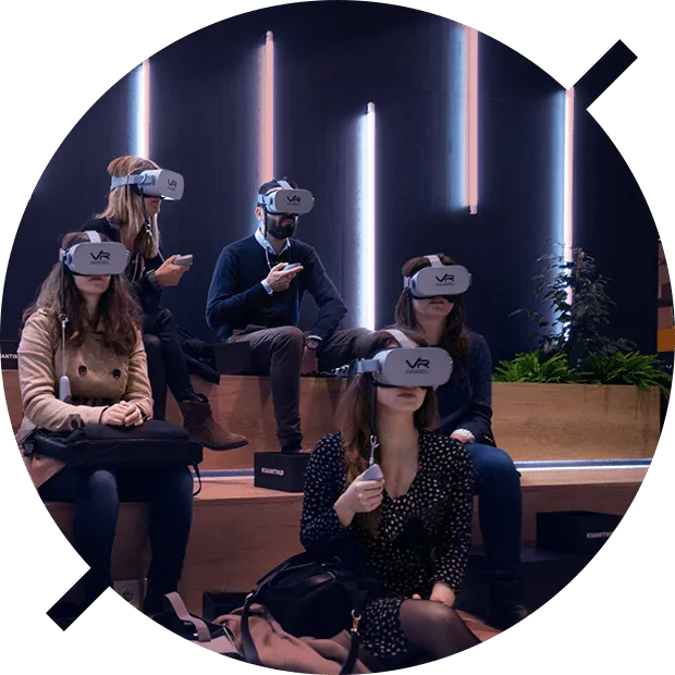 Gafas de realidad virtual con elementos de realidad extendida